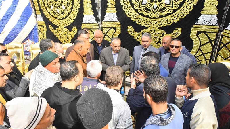 محافظ أسيوط يلتقي