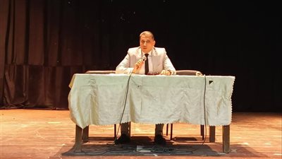 صيانة المدارس وتطوير العملية التعليمية، توجيهات وكيل تعليم الجيزة لمديري الإدارات الجدد