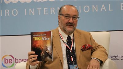 ثيودورو السقا: تأثرت بالقضية الفلسطينية وأحلم بترجمة أعمالي للعربية