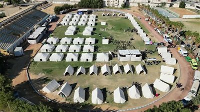 في محاكاة لإيواء 200 شخص، الزملوط وعبدالحميد يتفقدان معسكر طوارئ بالخارجة