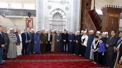 محافظ الشرقية يشارك في الاحتفال بذكرى الإسراء والمعراج بمسجد الفتح  في الزقازيق 