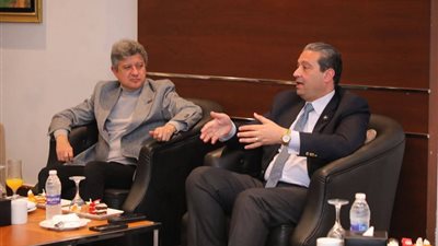 محافظ دمياط يلتقي رؤساء الغرف التجارية بعدد من المحافظات