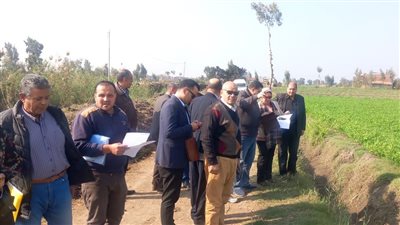 محافظ الدقهلية يشكل لجنة لاختيار أماكن مشروعات إنتاج الدواجن والماشية (صور)