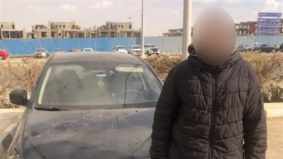 عقب تداول فيديو للواقعة، القبض على قائد سيارة للسير عكس الاتجاه بأكتوبر 