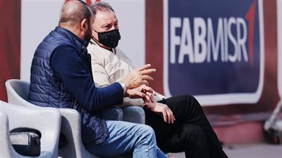 الخطيب يحضر مران الأهلي ويجتمع مع محمد رمضان 