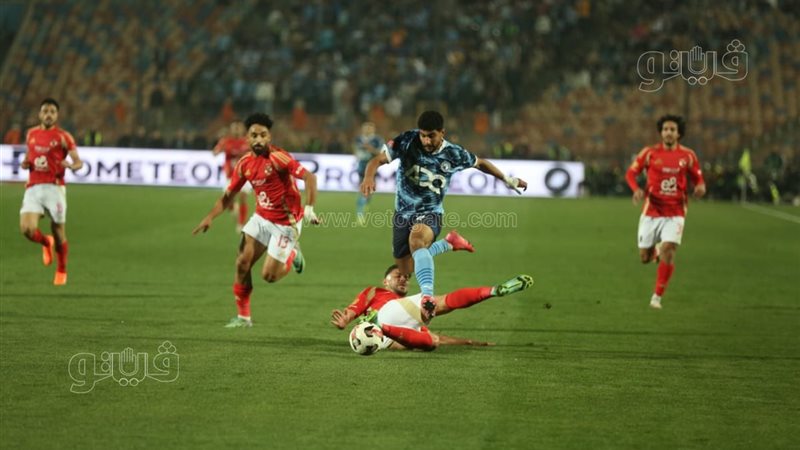  الاهلي وبيراميدز،