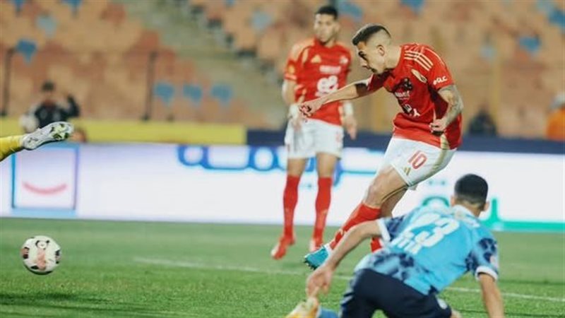 جراديسار مهاجم الأهلي