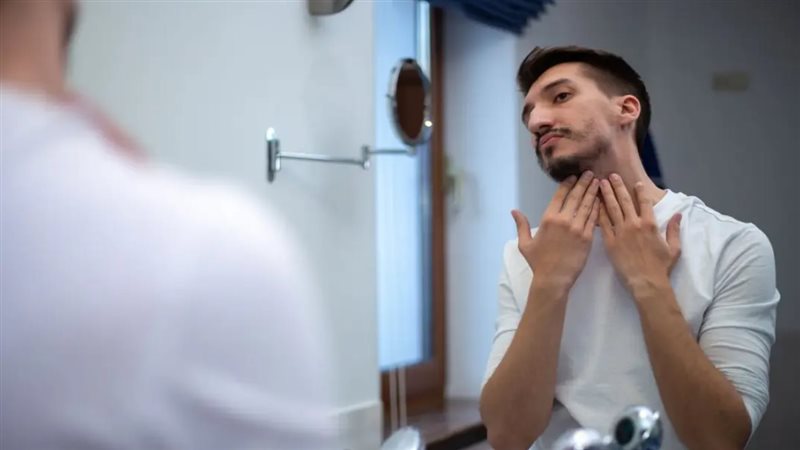 شعر اللحية، فيتو