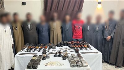 مصرع 3 عناصر إجرامية وضبط آخرين من شديدي الخطورة بحوزتهم كميات من المخدرات والأسلحة 