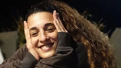 الرهينة الإسرائيلية أربيل يهود توجه رسالة إلى نتنياهو فى أول ظهور لها (فيديو)