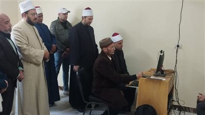 رئيس منطقة الإسكندرية يتابع فعاليات التصفيات الثانية لمسابقة 