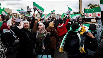 أول تعليق من سوريا على رفع العقوبات الأوروبية