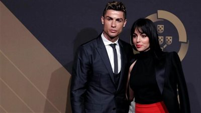 زوجتي ومريض بحبها، رسالة مثيرة من رونالدو إلى جورجينا في عيد ميلادها