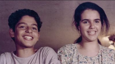 القمر راح، الفنانة دنيا عبد العزيز تنعى حسن مظهر بكلمات وصور مؤثرة