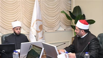 وزير الأوقاف يلتقي مدير مديرية الفيوم لمتابعة الانضباط الإداري والدعوي