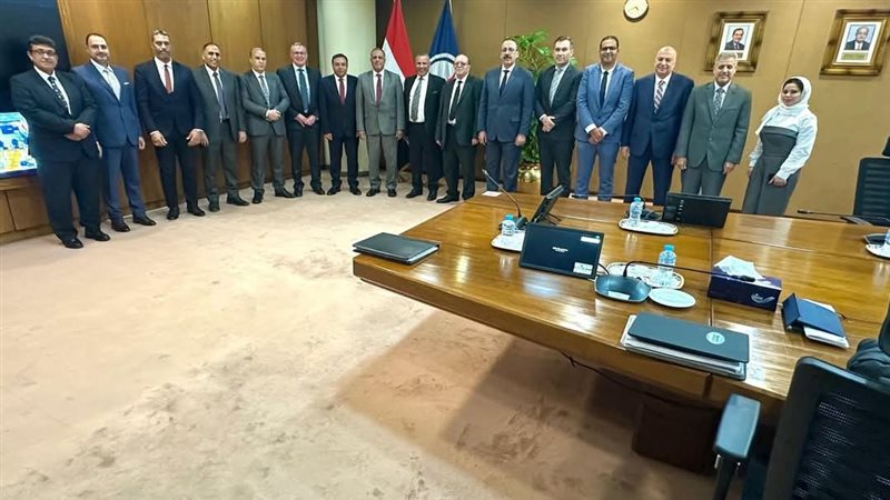 قيادات الشركة أثناء