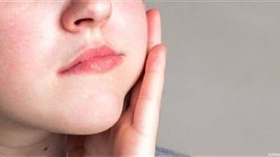 هيئة الدواء تحذر من تورم الوجه، علامة للإصابة بمرض معدي