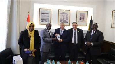 غرفة الإسكندرية تستقبل وفدا تنزانيا لبحث فرص التعاون المشترك