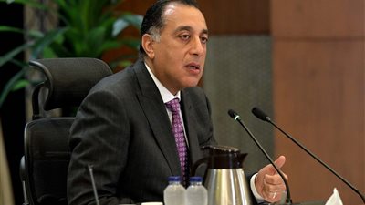 رئيس الوزراء: الإعلان عن تفاصيل الحزمة الاجتماعية فور الانتهاء من دراستها