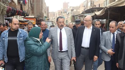 محافظ القليوبية يتفقد أعمال رفع كفاءة سوق الخضار بمنطقة بيجام بشبرا الخيمة 