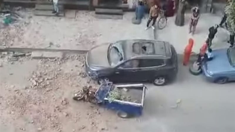 انهيار حائط من الطابق