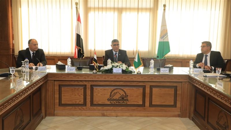 محافظ الجيزة 