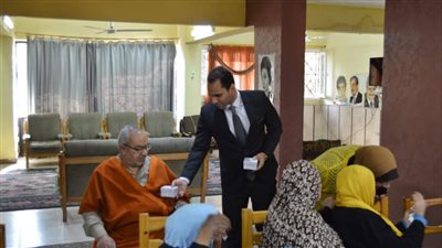 انعقاد المجلس التنفيذي للرعاية المتمركزة حول المنتفع بدار ضيافة كبار السن بالإسماعيلية (صور) 