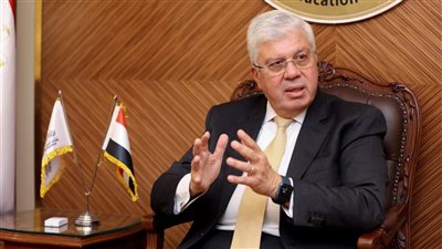 وزير التعليم العالي يعلن صدور قرارات جمهورية بتعيين قيادات جامعية جديدة 