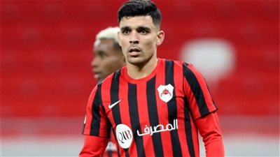 خناقة بين جماهير الأهلي والزمالك على بن شرقي، والنشطاء يكشفون سر عدم توقيعه للقلعة البيضاء 