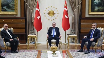 الرئاسة التركية: أردوغان يستقبل وفدا من حركة حماس بالقصر الرئاسي