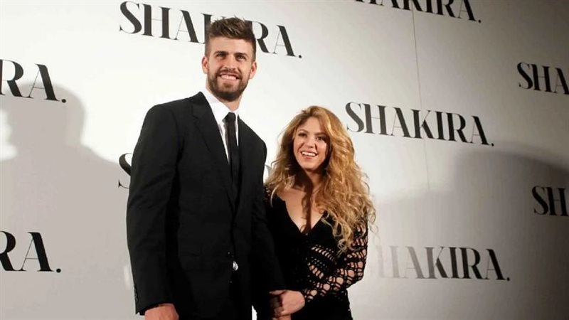 بيكيه وشاكيرا، فيتو