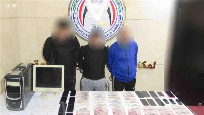 ضبط تشكيل عصابى لتقليد
