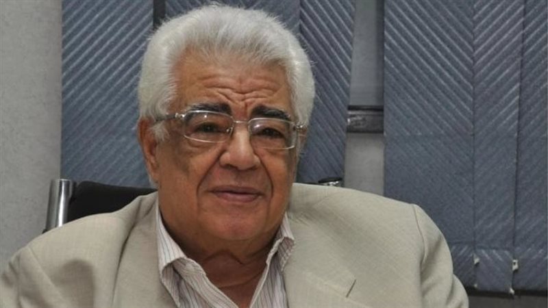 الكاتب محمد جبريل،