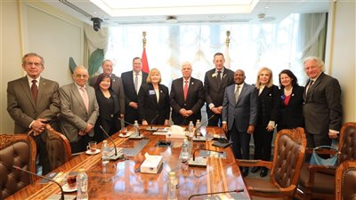 وزير التعليم العالي يستقبل رئيسة الروتاري الدولي لبحث التعاون المشترك