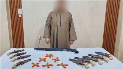 ضبط عنصر إجرامى للاتجار بالأسلحة النارية والذخائر غير المرخصة ببنى سويف