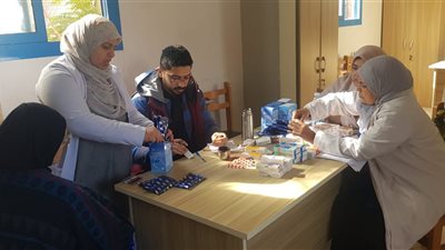 جامعة بنها تنظم قافلة طبية بقرية سندبيس ضمن مبادرة 