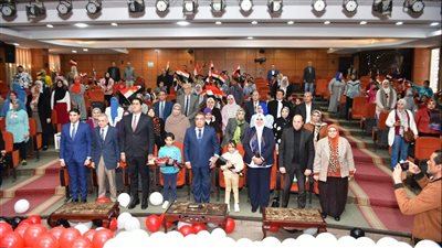 محافظ الدقهلية يشهد احتفالية مديرية التضامن لتكريم المتفوقين 