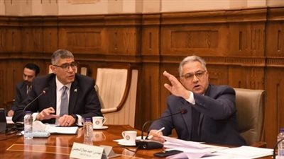 محافظ الجيزة يكشف أمام محلية النواب ضوابط إنشاء الطرق الجديدة