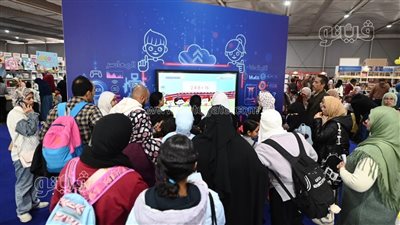 تخفيضات تصل إلى 40% على الكتب الخارجية بمعرض القاهرة (صور)