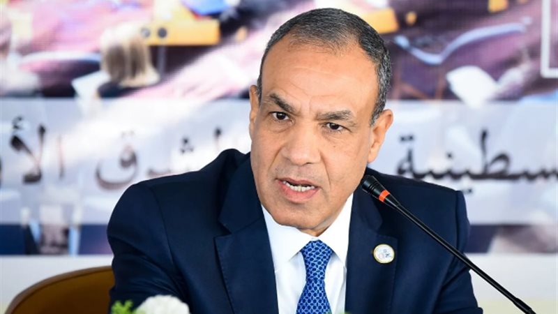 وزير الخارجية الدكتور