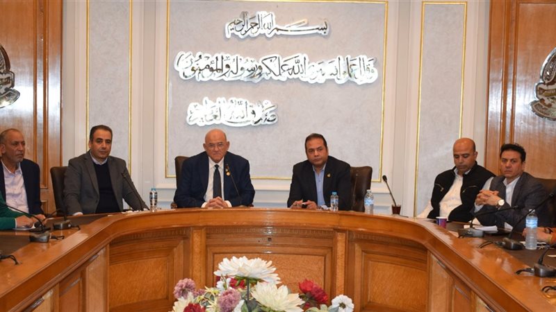 غرفة القاهرة تناقش