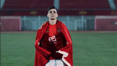 9 صور ترصد الظهور الأول لـ أشرف بن شرقي في ملعب التتش