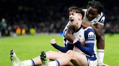 الدوري الإنجليزي، توتنهام يفوز على برينتفورد بثنائية نظيفة