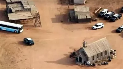 خاص، مشاهد جديدة من تصوير مسلسل حكيم باشا على طريقة فيلم راست لـ أليك بالدوين (فيديو)