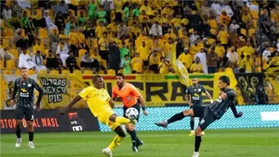 كلباء بـ10 لاعبين يحقق تعادلا مع الوصل 1/1 في الدوري الإماراتي