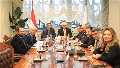 وزير التعليم يلتقي رئيس هيئة الشراء الموحد