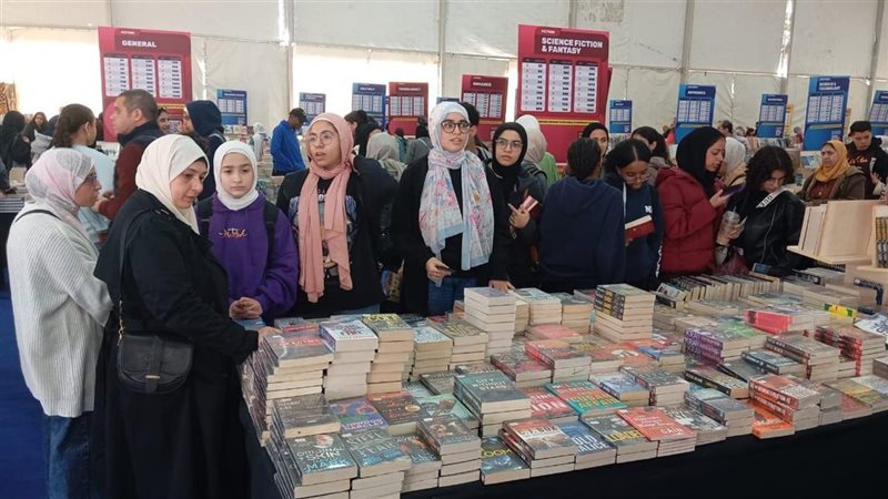 جامعة عين شمس، فيتو