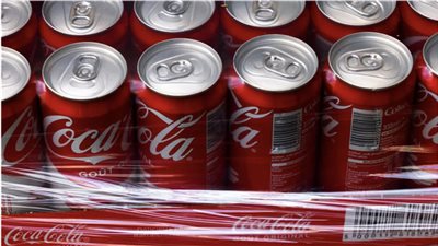 رفع أسعار كوكاكولا وشويبس وفانتا وسبرايت بلاستيك وهذا موعد التطبيق