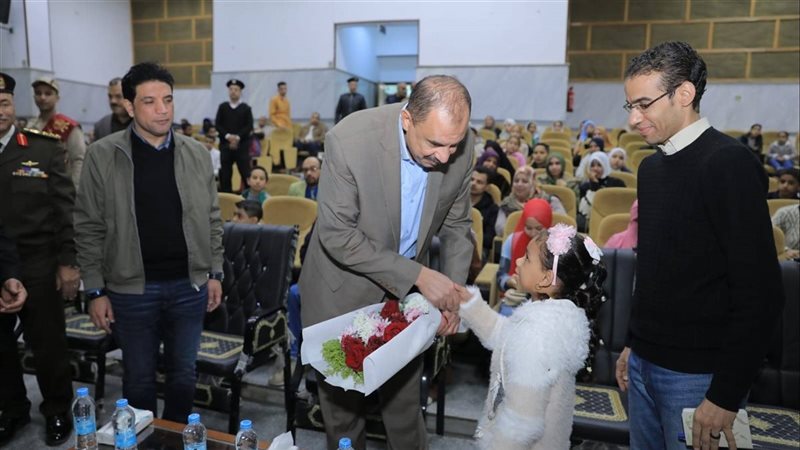 تكريم 70 طفلا بسوهاج