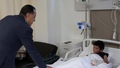 مدبولي يتفقد مستشفى أهل مصر لعلاج الحروق بالقاهرة الجديدة